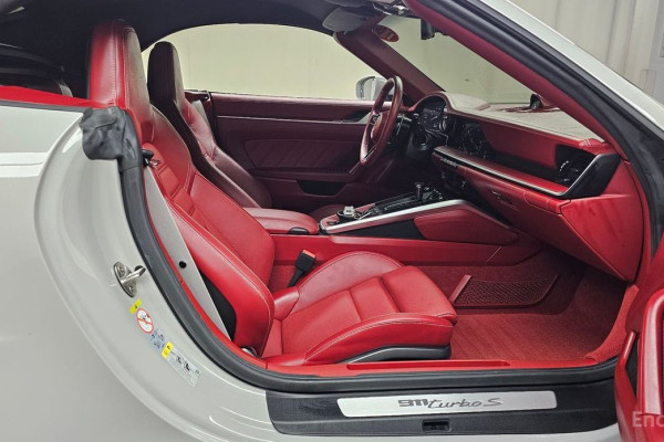 2022 Porsche 911 с пробегом 19 306 км