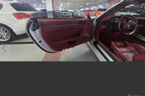 2022 Porsche 911 с пробегом 11 751 км
