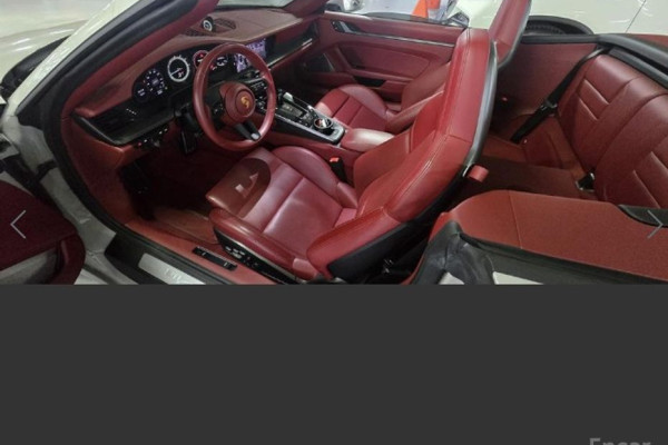 2022 Porsche 911 с пробегом 11 751 км