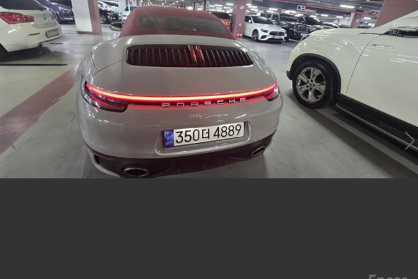 2022 Porsche 911 с пробегом 11 751 км