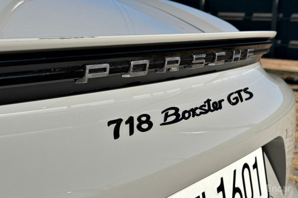 2023 Porsche 718 Spyder с пробегом 10 500 км