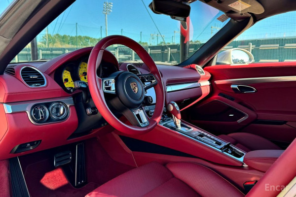 2023 Porsche 718 Spyder с пробегом 10 500 км