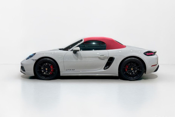 2023 Porsche 718 Spyder с пробегом 10 500 км