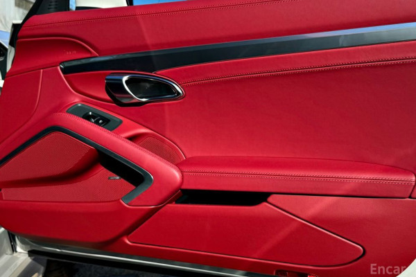 2023 Porsche 718 Spyder с пробегом 10 500 км