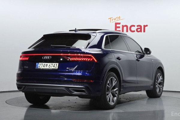 2021 Audi Q8 с пробегом 138 717 км