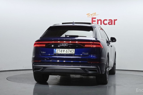 2021 Audi Q8 с пробегом 138 717 км