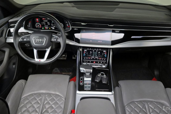 2021 Audi Q8 с пробегом 138 717 км