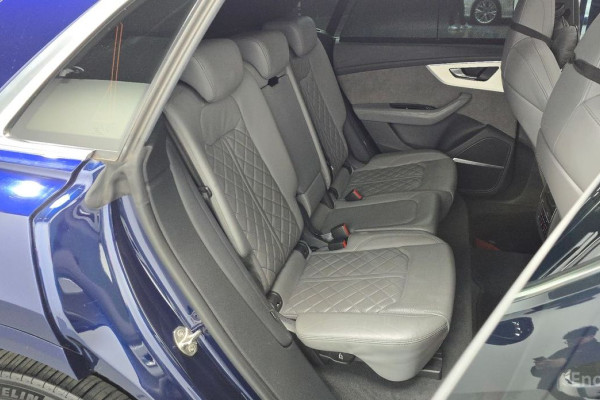 2021 Audi Q8 с пробегом 138 717 км