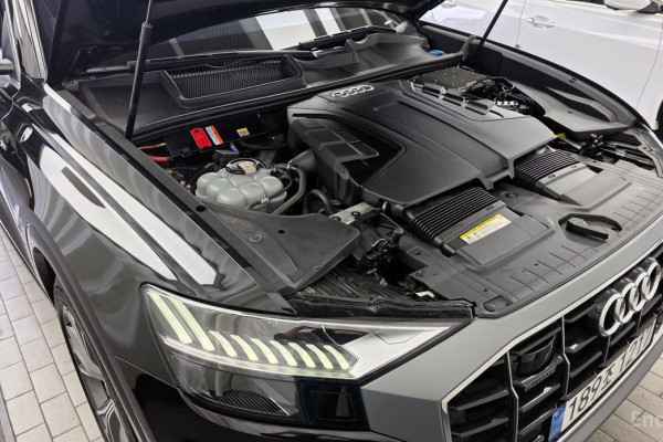 2021 Audi Q8 с пробегом 113 038 км