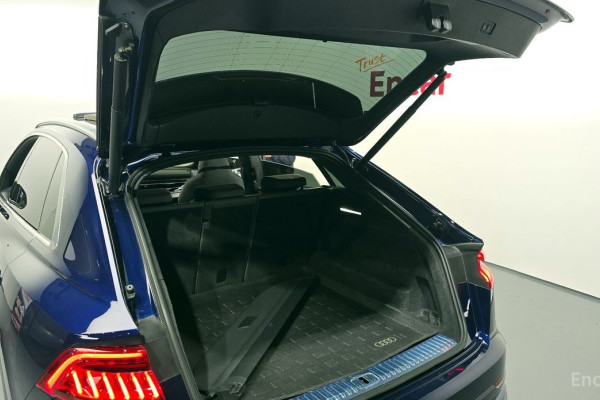 2021 Audi Q8 с пробегом 138 717 км