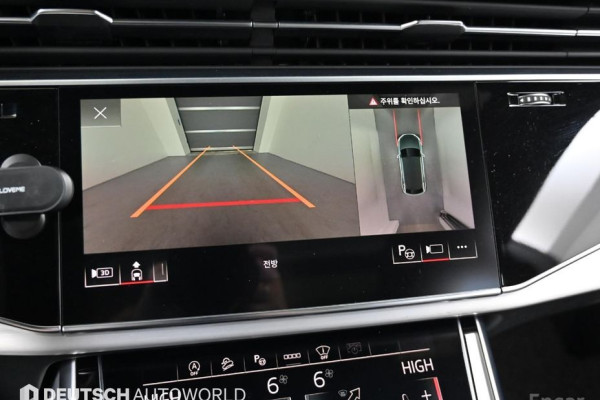 2021 Audi Q8 с пробегом 39 013 км