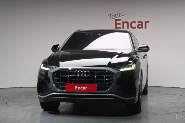 2021 Audi Q8 с пробегом 142 439 км