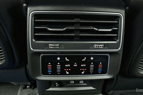 2023 Audi Q8 с пробегом 34 672 км