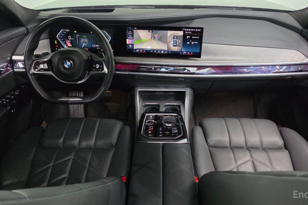 2023 BMW 7 серии с пробегом 72 581 км