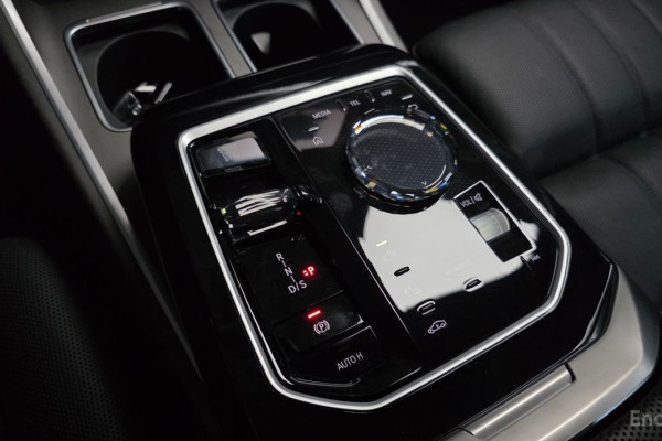 2023 BMW 7 серии с пробегом 72 581 км