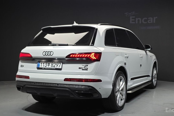 2023 Audi Q7 с пробегом 88 326 км
