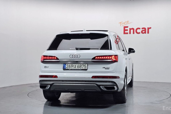 2021 Audi Q7 с пробегом 69 344 км