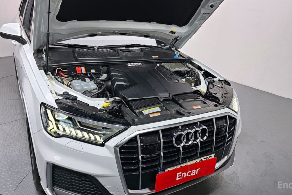 2021 Audi Q7 с пробегом 69 344 км