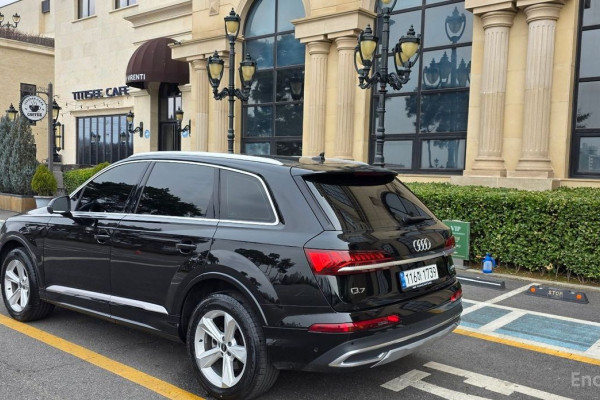 2022 Audi Q7 с пробегом 51 117 км