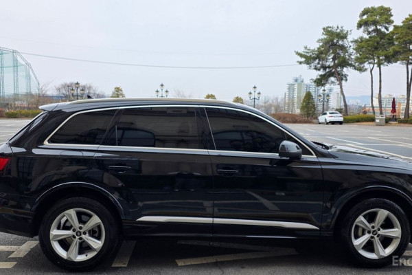 2022 Audi Q7 с пробегом 51 117 км
