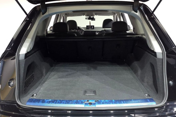 2019 Audi Q7 с пробегом 131 017 км