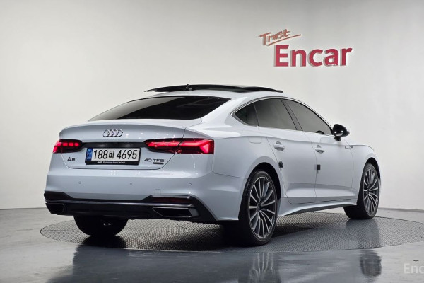 2022 Audi A5 с пробегом 61 879 км
