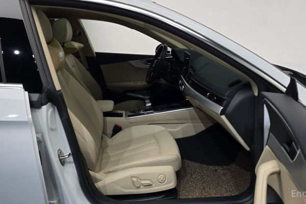 2022 Audi A5 с пробегом 61 879 км