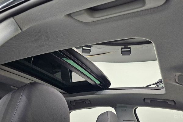 2023 Audi Q5 с пробегом 10 667 км