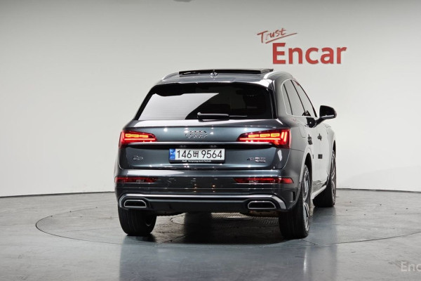 2023 Audi Q5 с пробегом 32 275 км
