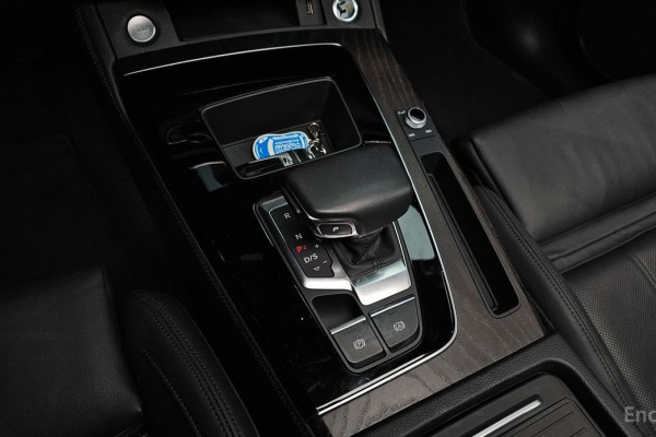 2023 Audi Q5 с пробегом 24 065 км