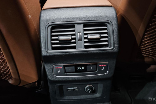 2023 Audi Q5 с пробегом 32 275 км