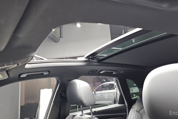 2023 Audi Q5 с пробегом 24 065 км