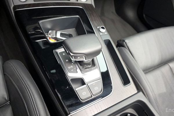 2023 Audi Q5 с пробегом 16 023 км