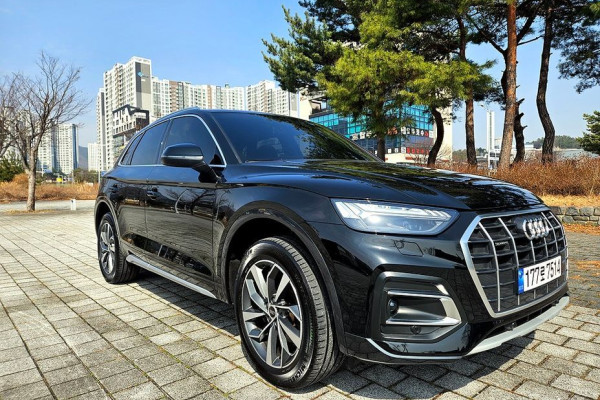 2023 Audi Q5 с пробегом 47 477 км