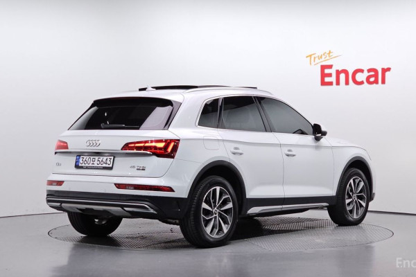 2023 Audi Q5 с пробегом 28 032 км