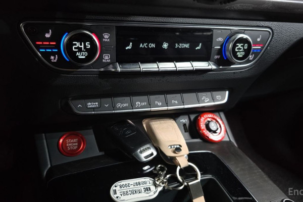 2023 Audi Q5 с пробегом 42 335 км