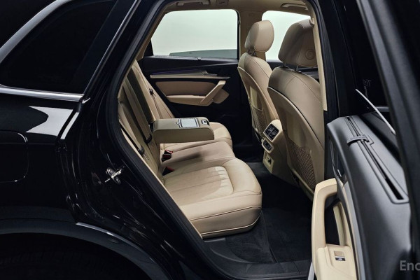 2021 Audi Q5 с пробегом 106 717 км