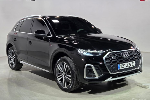 2023 Audi Q5 с пробегом 22 833 км