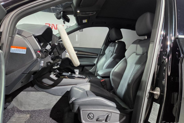 2023 Audi Q5 с пробегом 22 833 км