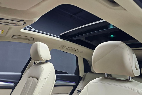 2021 Audi Q5 с пробегом 106 717 км