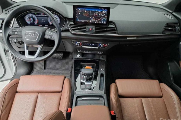 2023 Audi Q5 с пробегом 77 038 км