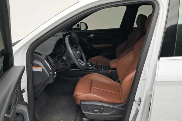 2023 Audi Q5 с пробегом 77 038 км