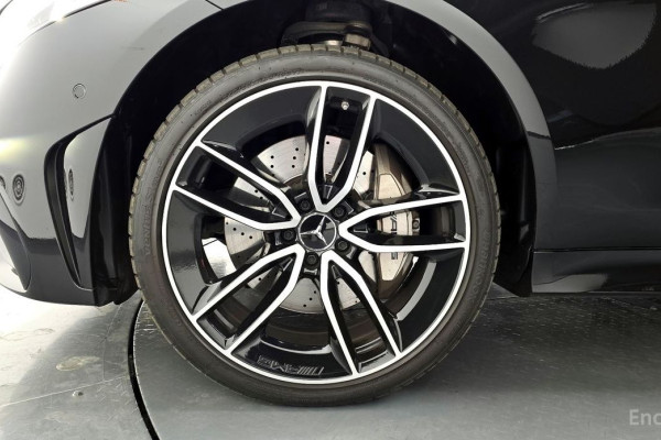 2023 Mercedes-Benz CLS с пробегом 18 340 км