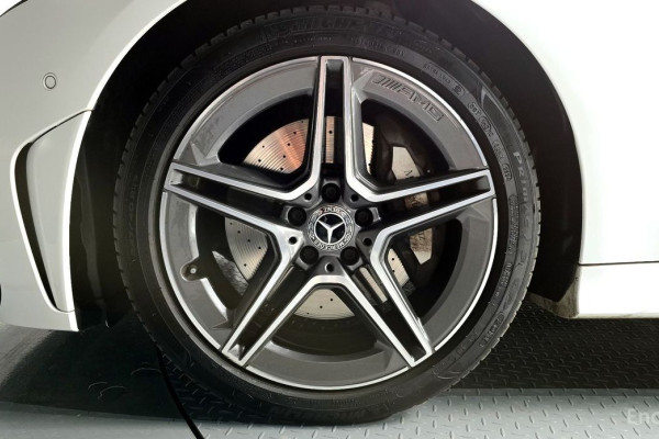 2022 Mercedes-Benz CLS с пробегом 49 271 км