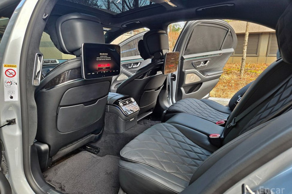 2022 Mercedes-Benz S-Класс с пробегом 74 611 км