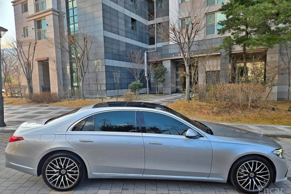 2022 Mercedes-Benz S-Класс с пробегом 74 611 км