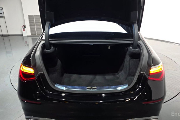 2023 Mercedes-Benz S-Класс с пробегом 36 243 км