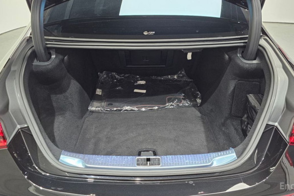 2022 Mercedes-Benz S-Класс с пробегом 29 709 км