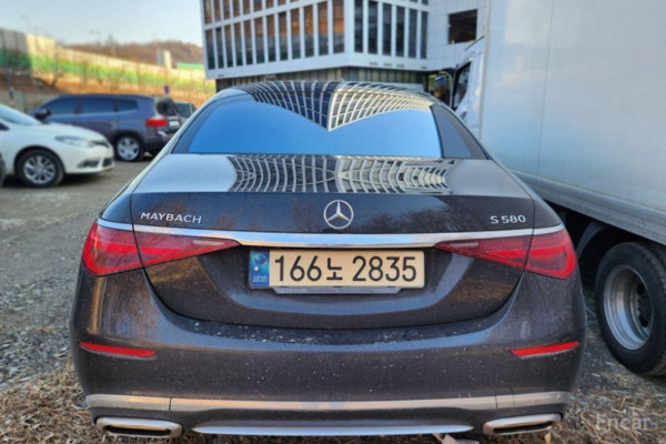 2022 Mercedes-Benz S-Класс с пробегом 61 954 км