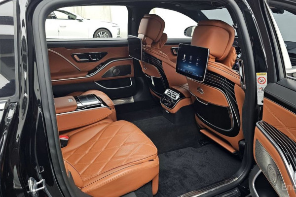 2022 Mercedes-Benz S-Класс с пробегом 61 964 км